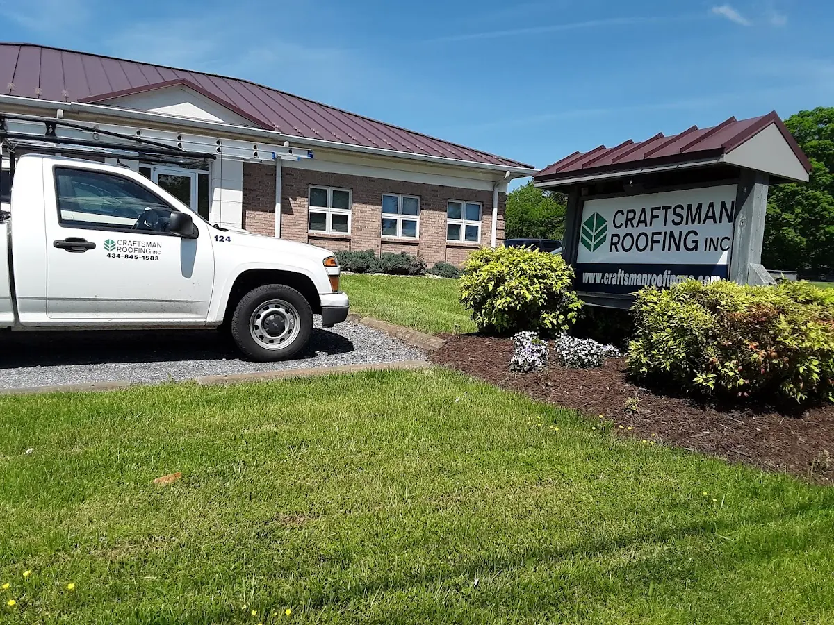 Quality Gutter & Downspout Repair by experienced craftsmen in Saltillo